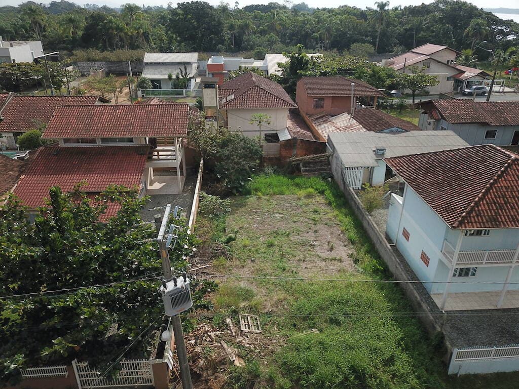 Terreno com AT de 300m², à venda em Balneário Barra do Sul - Pinheiros - 1