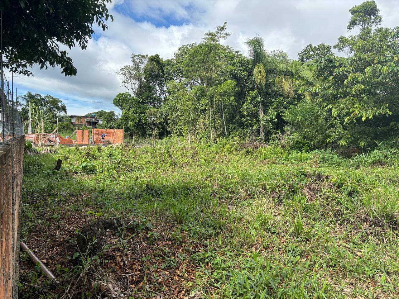 Terreno com AT de 300,00m²,  à venda em Balneário Barra do Sul - Costeira - 1