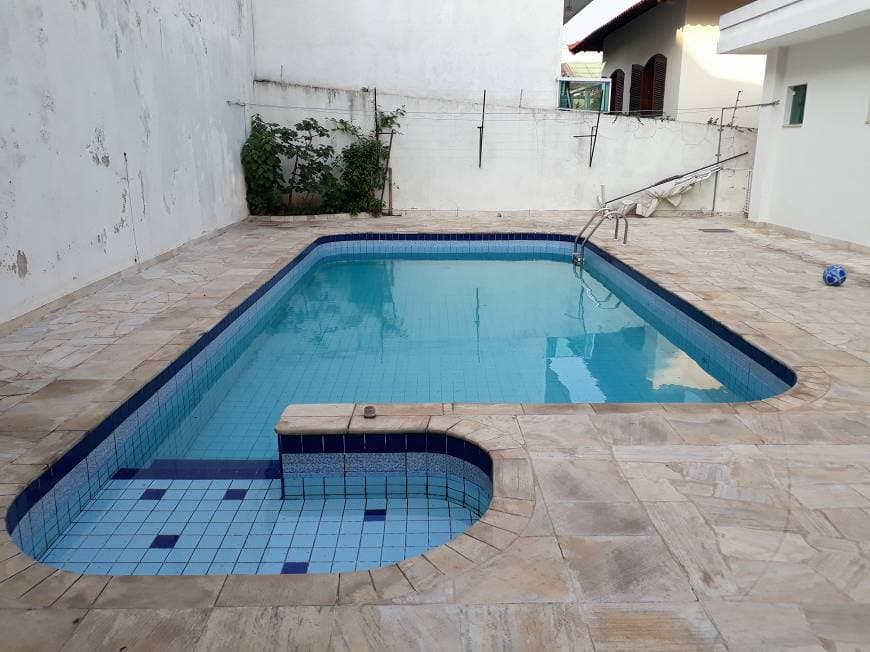 Casa à venda, 388 m², 5 quartos, 2 banheiros, 4 suítes - 1
