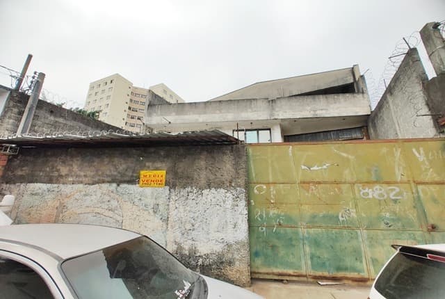 Galpão à venda, 250 m², 4 banheiros - 1