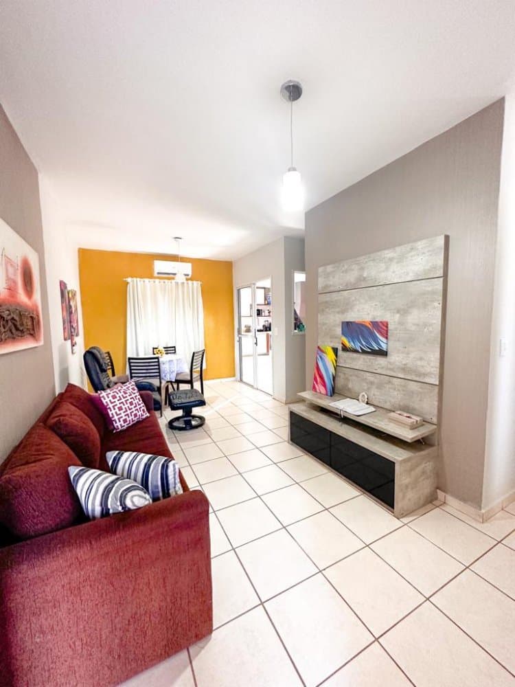 Casa em Condomínio - Várzea Grande, MT no bairro Petrópolis - 1